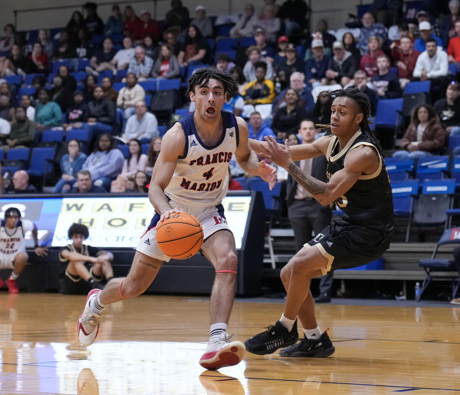 2023DLY0865FMU-UNCP230121.jpg